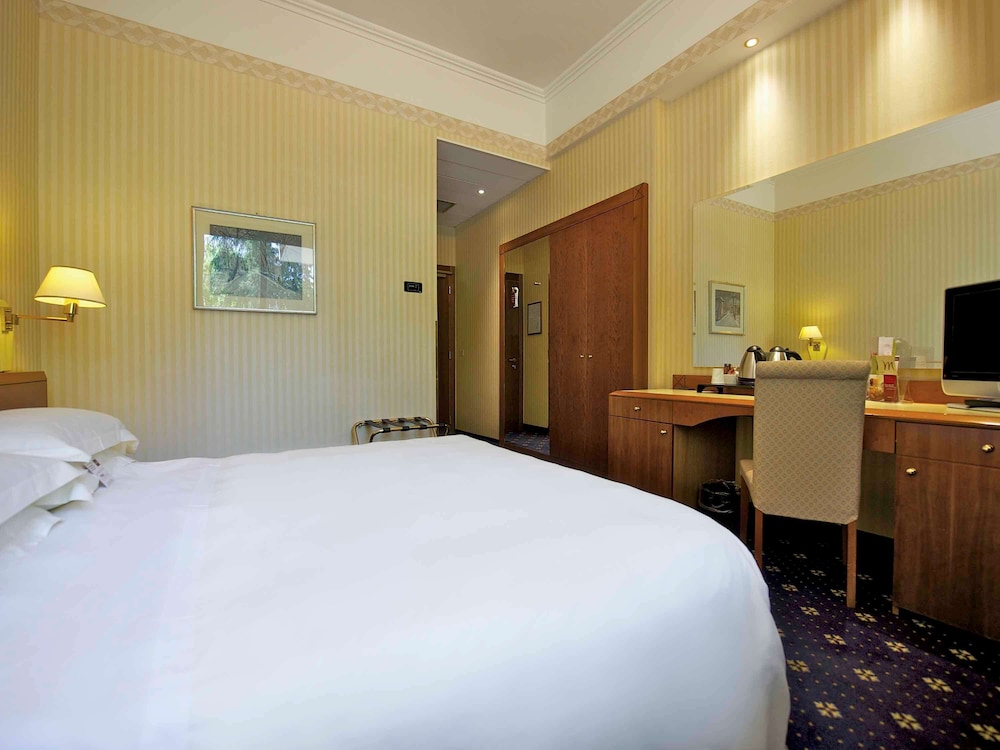 Mercure Reggio Emilia Centro Astoria 12/41