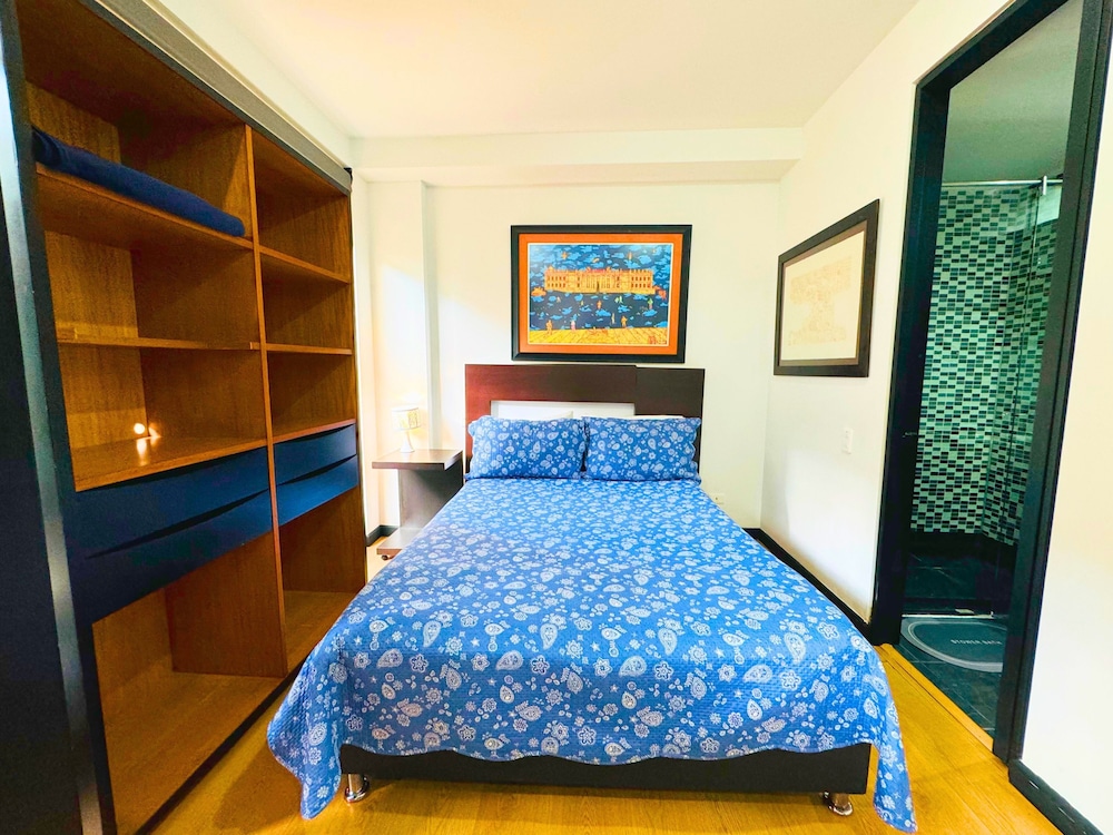 Junior, Double Bed