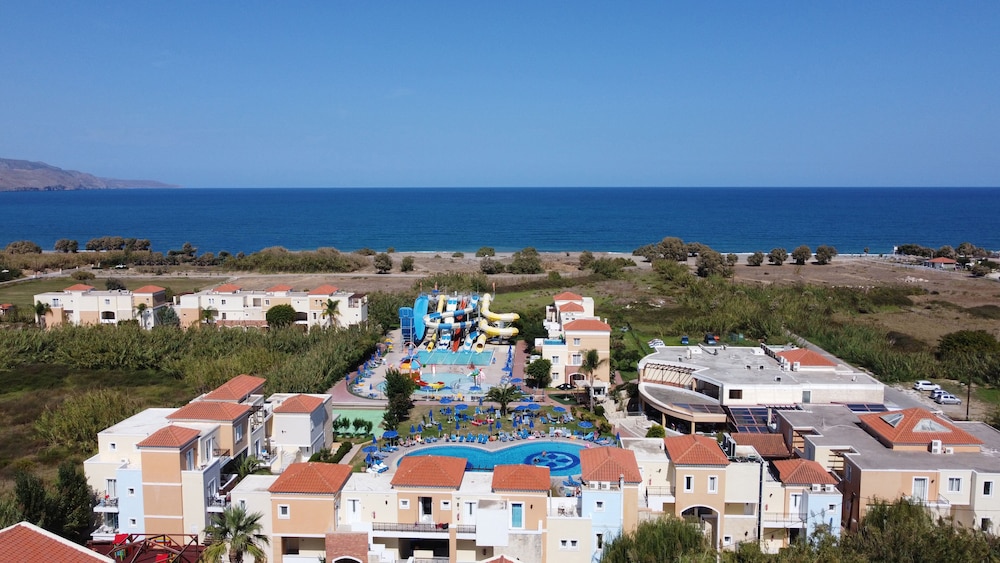 Chrispy Waterpark Resort 61/66