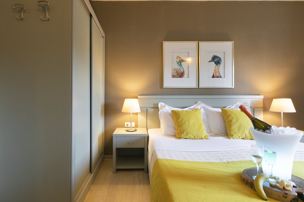Nimfi Hotel, Skiathos 14/50