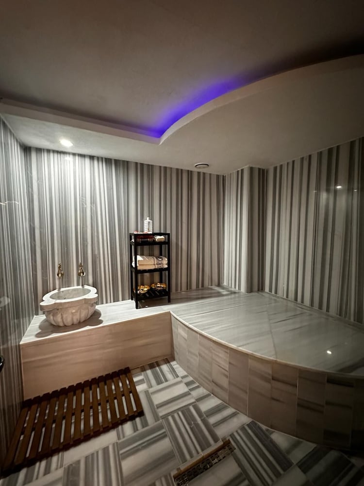 Sabiha Gokcen Hotel Istanbul Houses 23/50