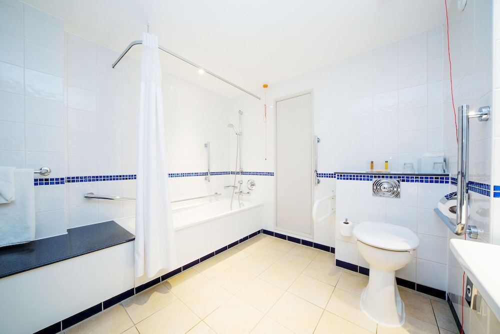 Holiday Inn Aylesbury 13/60