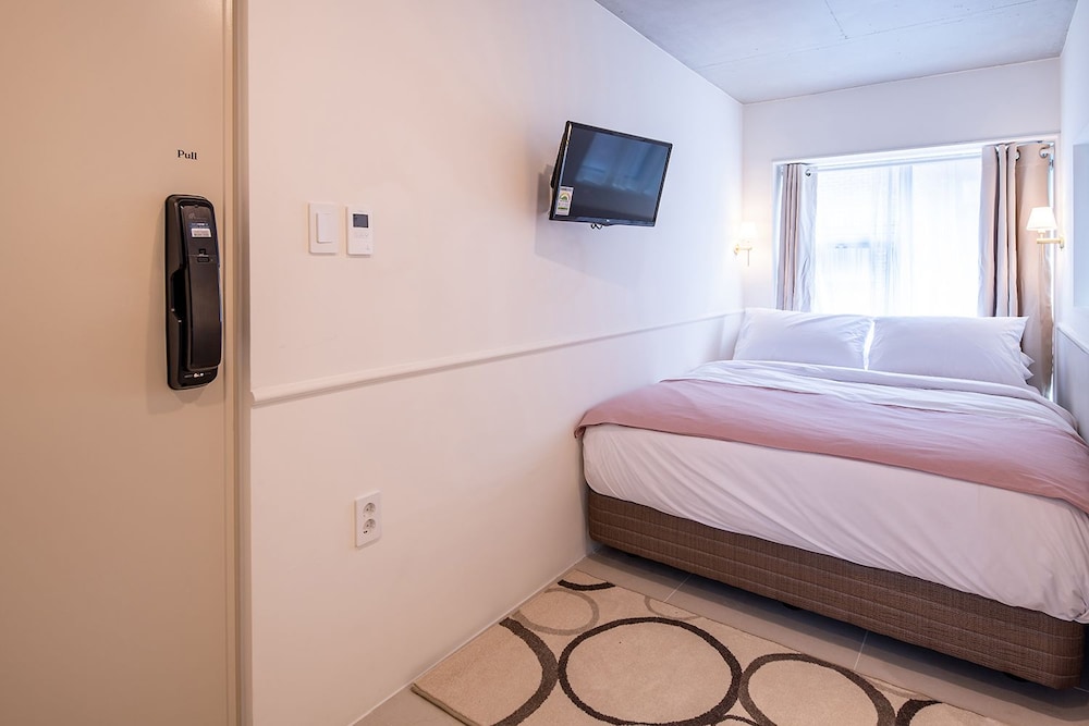 Le Lit 13/50