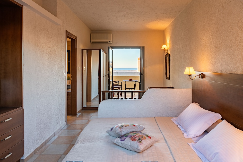 Porto Sisi Hotel Apartments 23/78