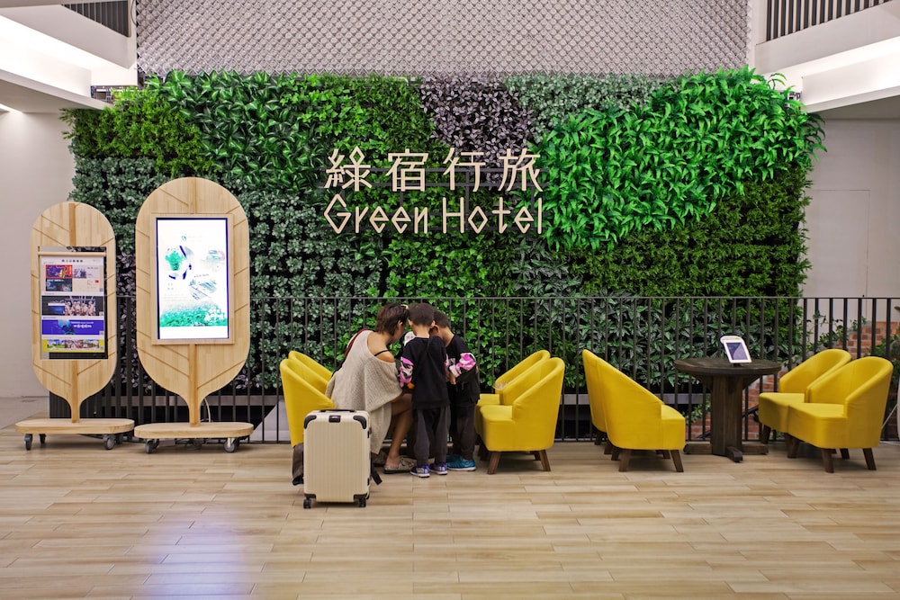 Green Hotel - West District 54/64