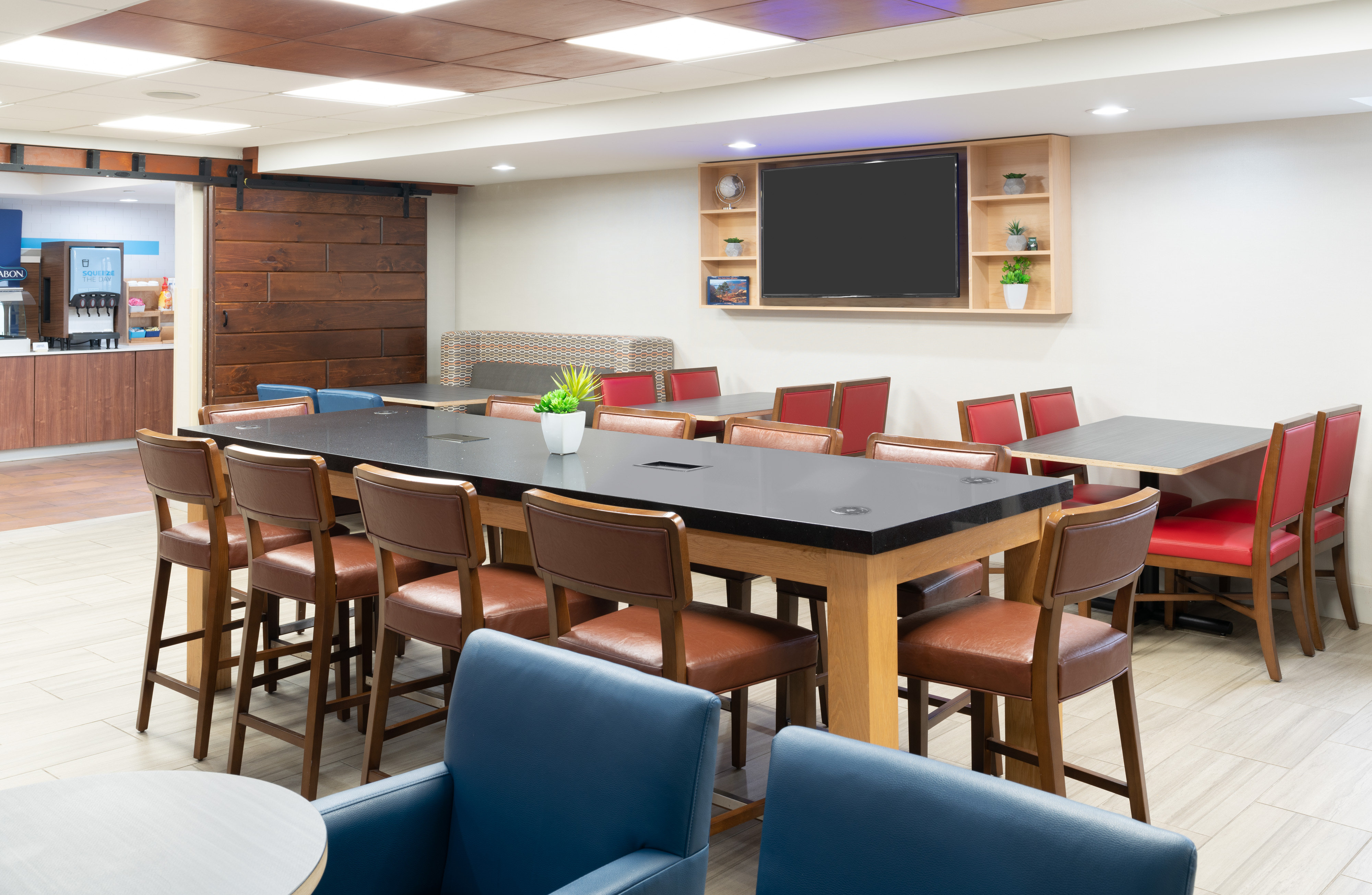 HOLIDAY INN EXPRESS ROCHESTER - GREECE 19/28