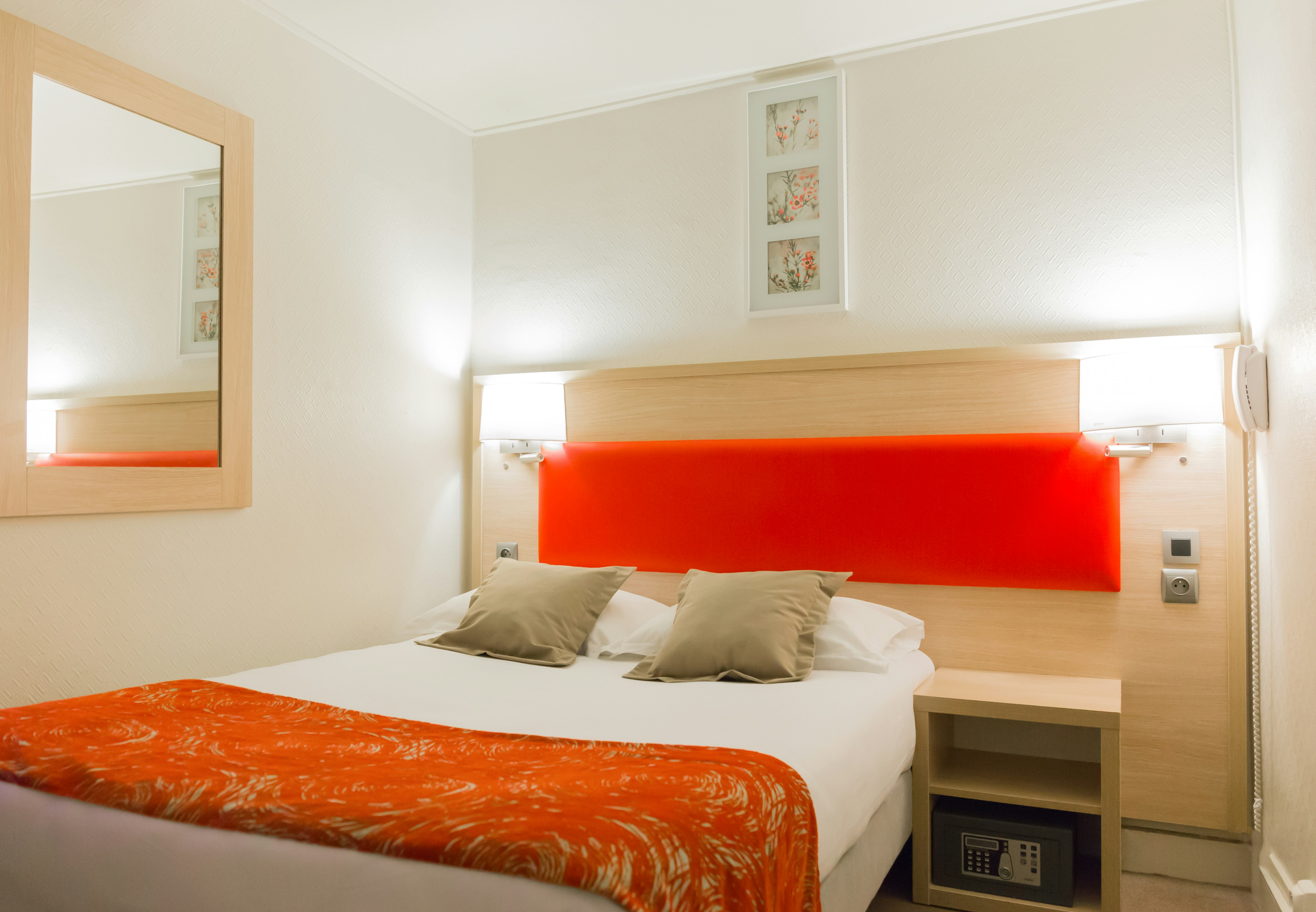 D'win Hotel 10/75