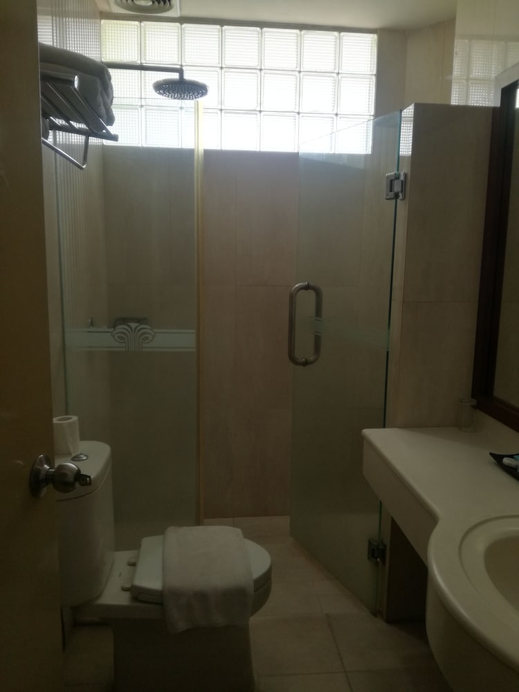 Hotel New Puri Garden Bandara Semarang 41/44