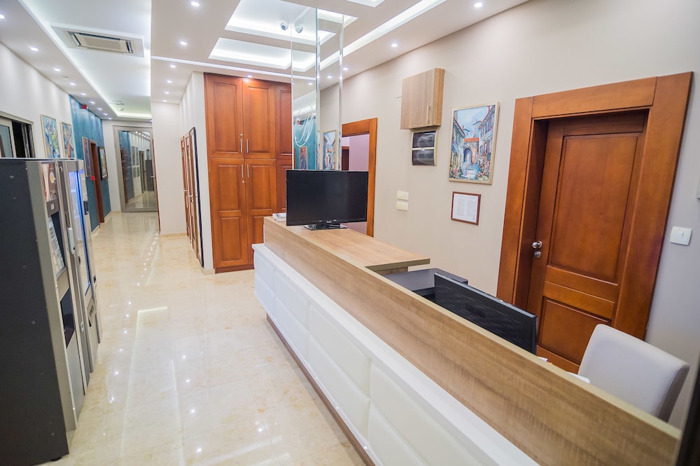 HOTEL BUTUA RESIDENCE 8/100