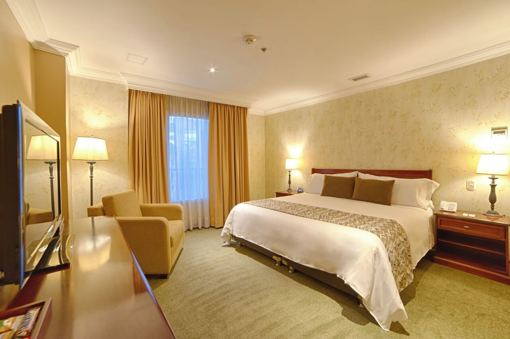 Tower, Standard, King Bed