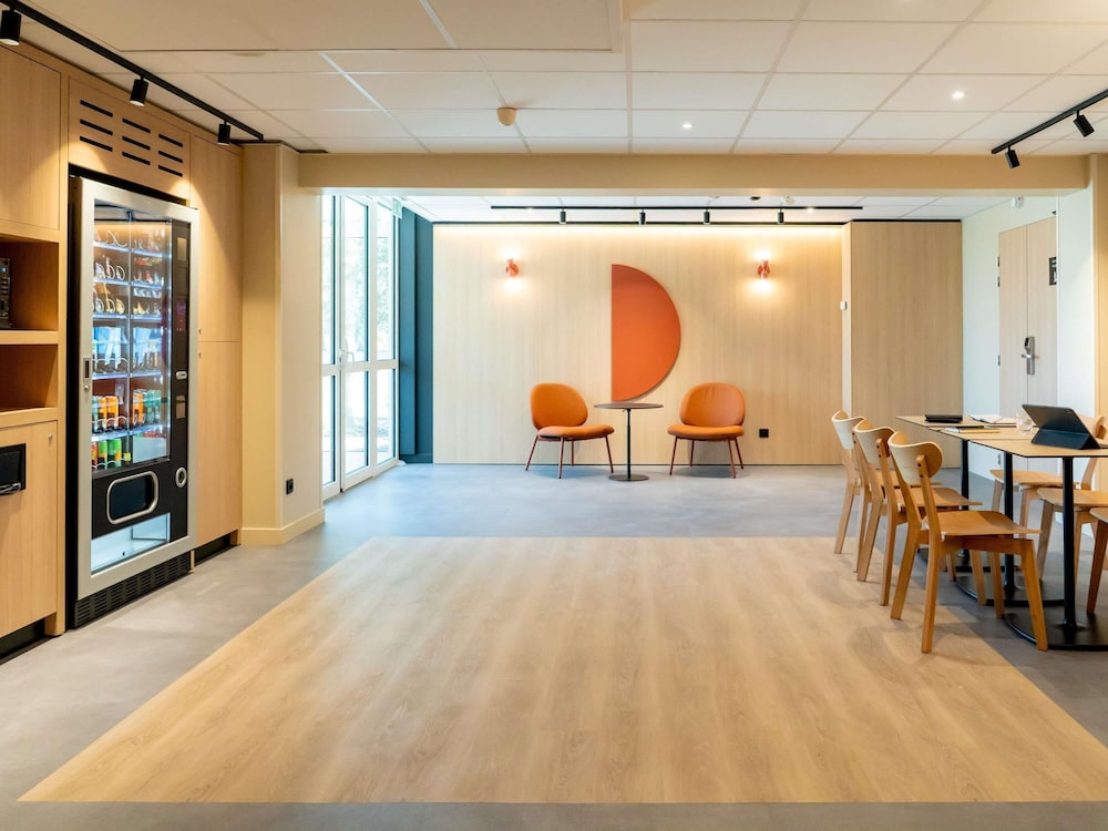 Ibis Loriol Le Pouzin 22/51