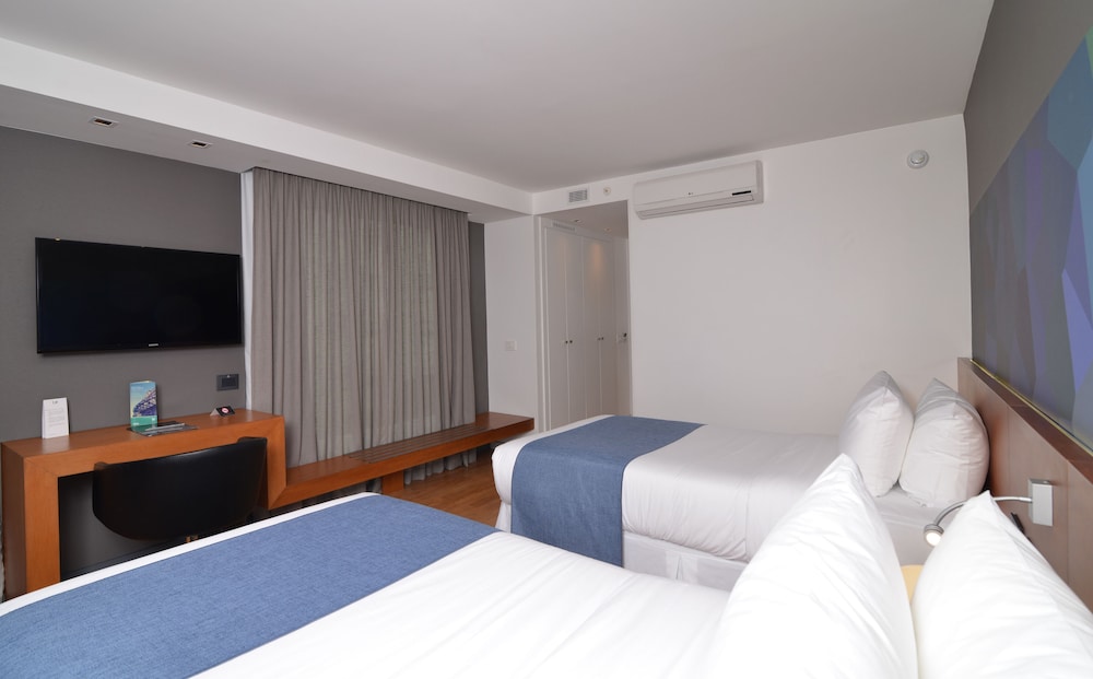 BIT Design Hotel 35/85