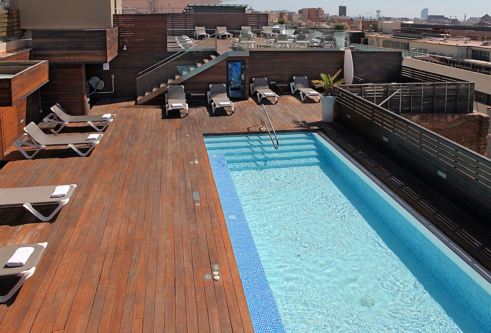 Lleo Hotel 34/40
