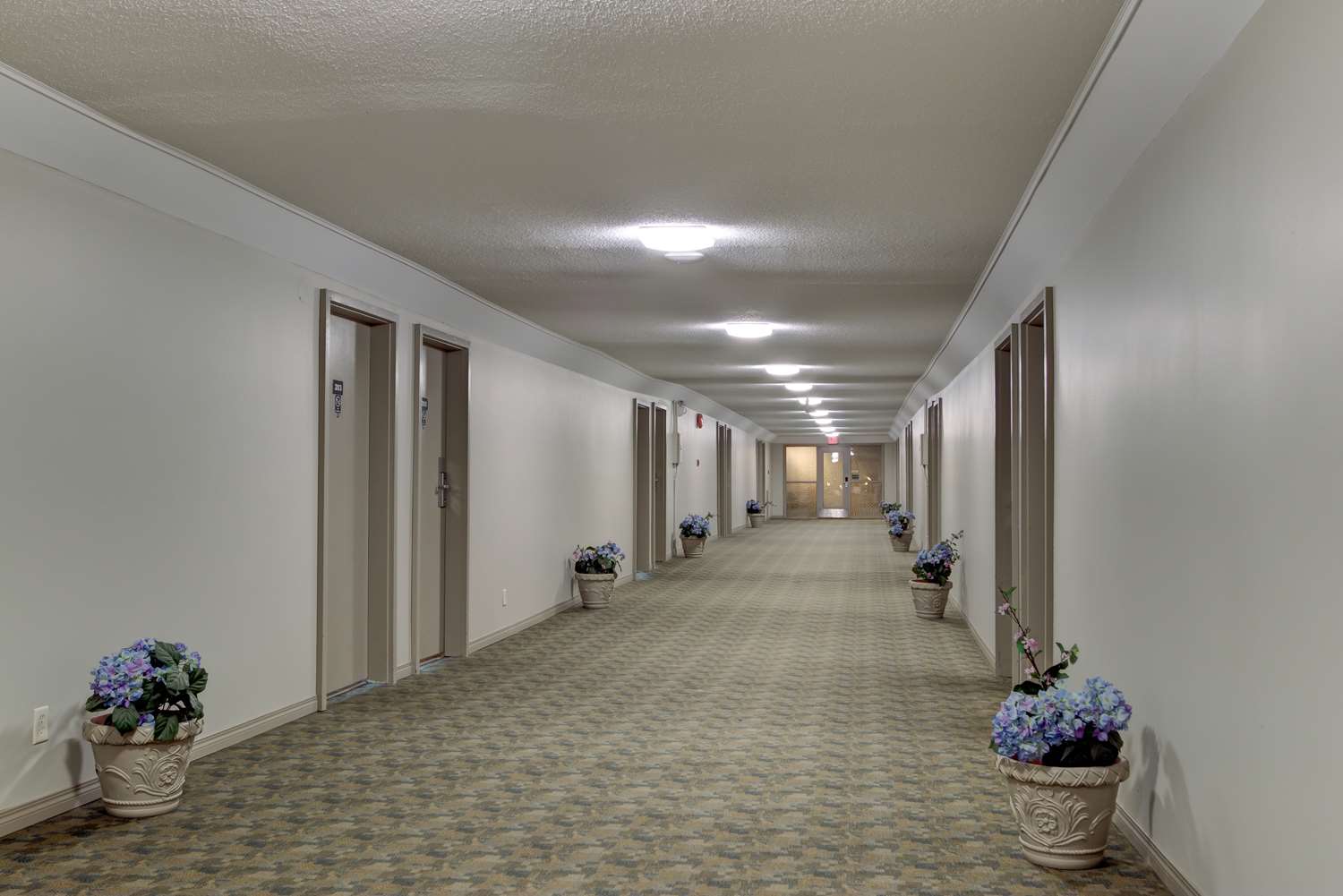Knights Inn Kamloops 44/45