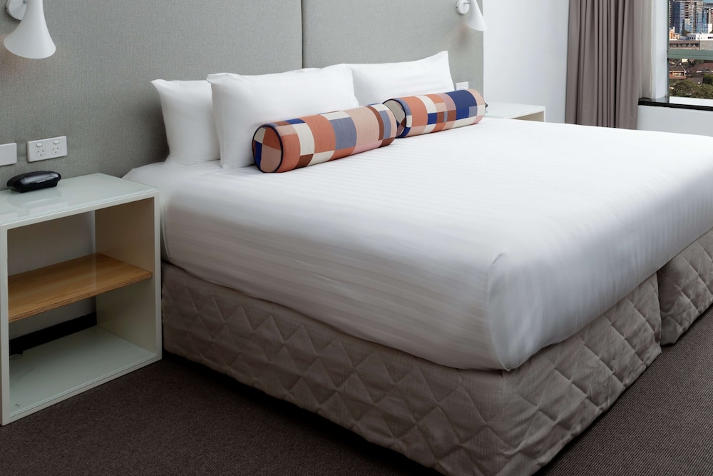 Rydges Parramatta 7/60