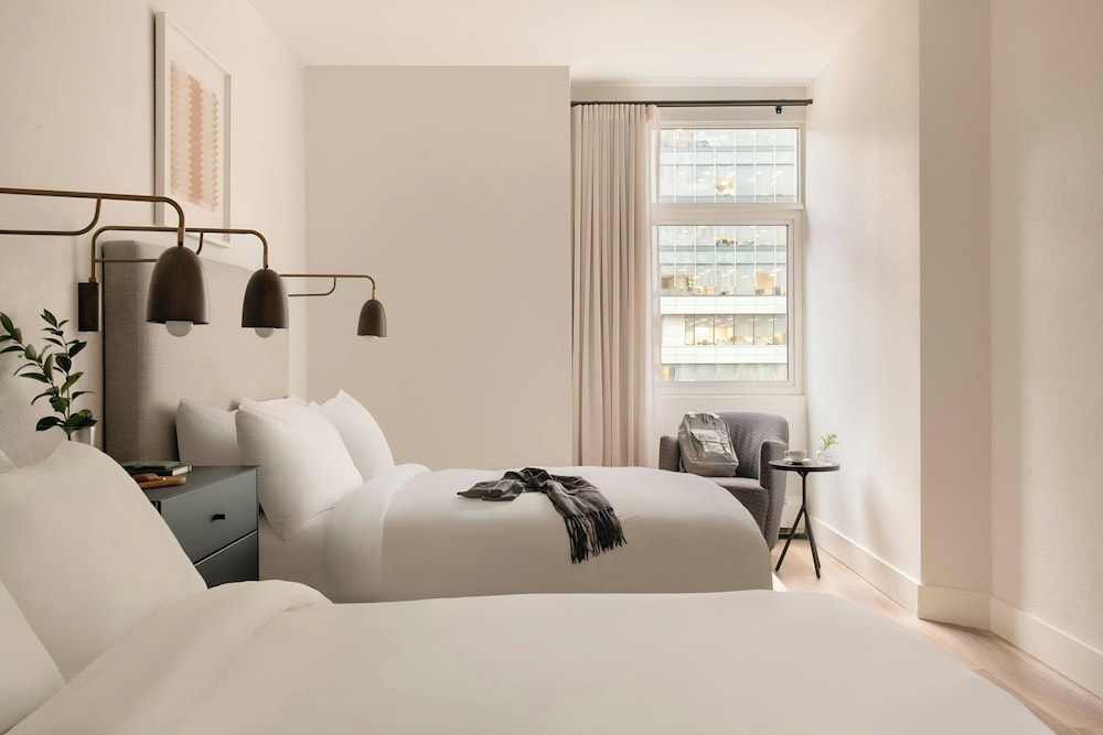 Sonder Rideau 9/50