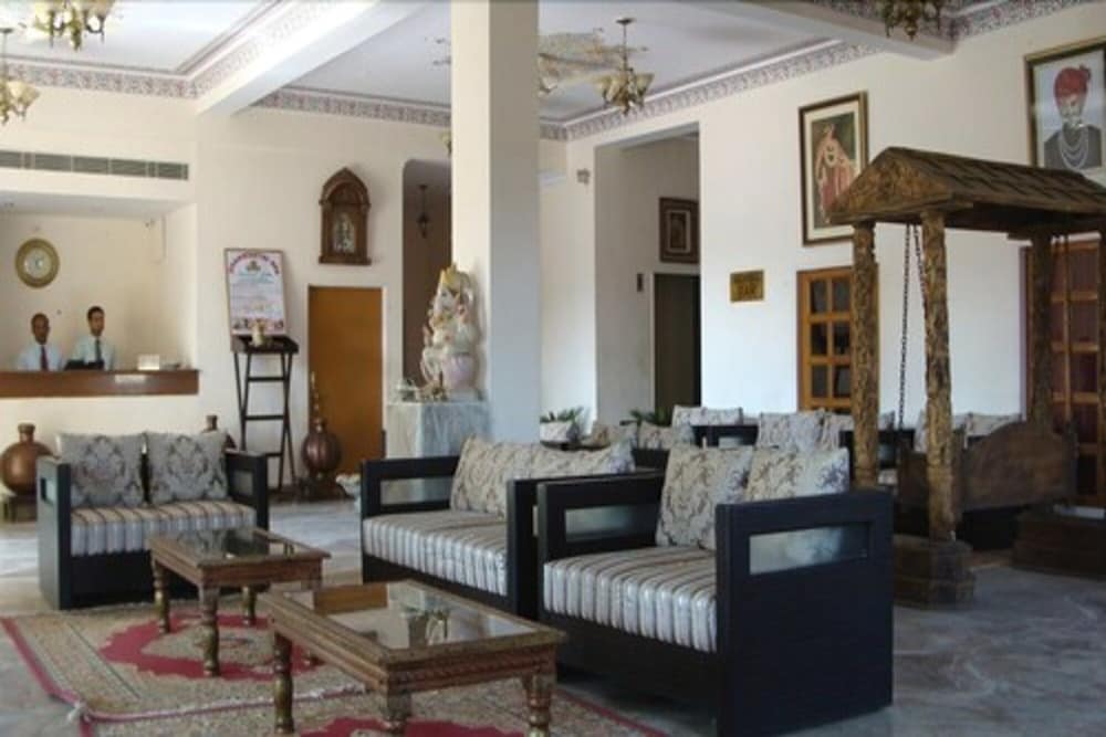 Hotel Satyam Palace 40/56