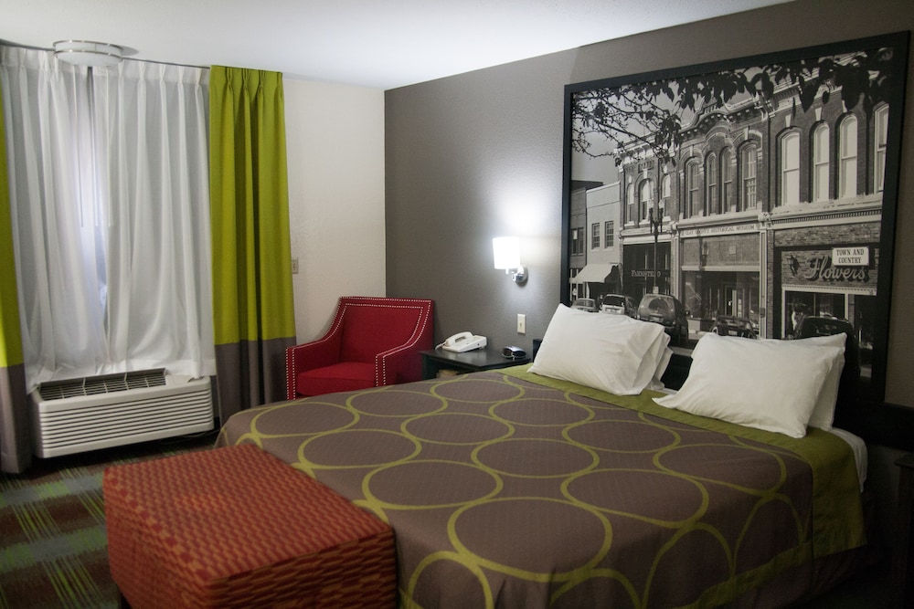 Super 8 by Wyndham Arkansas City KS 10/29