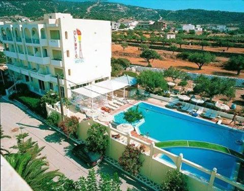 HOTEL OLYMPIC 41/44