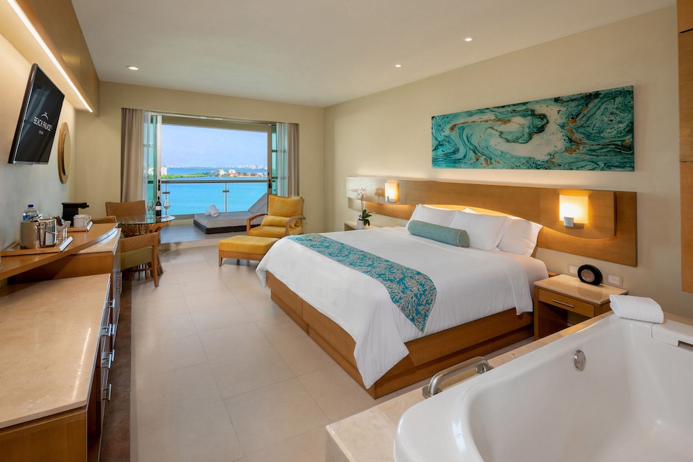 Beach Palace 24/68
