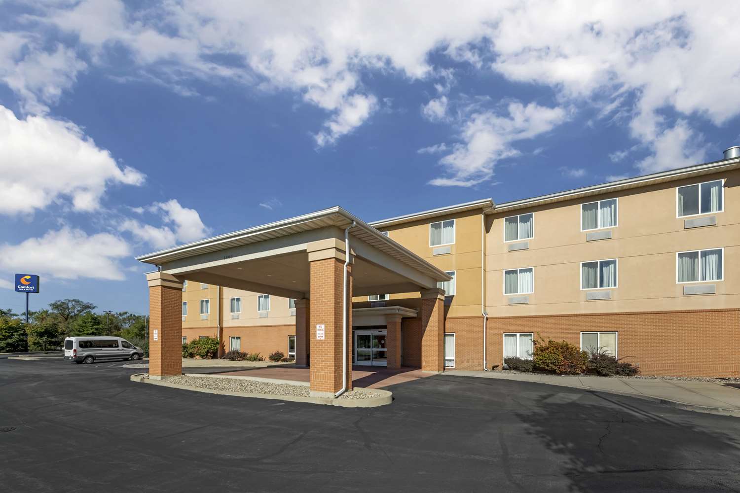 Comfort Inn & Suites Porter near Indiana Dunes 12/13
