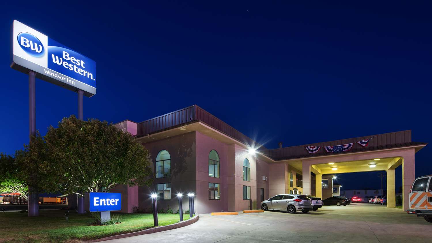 Best Western Windsor Inn 1/8