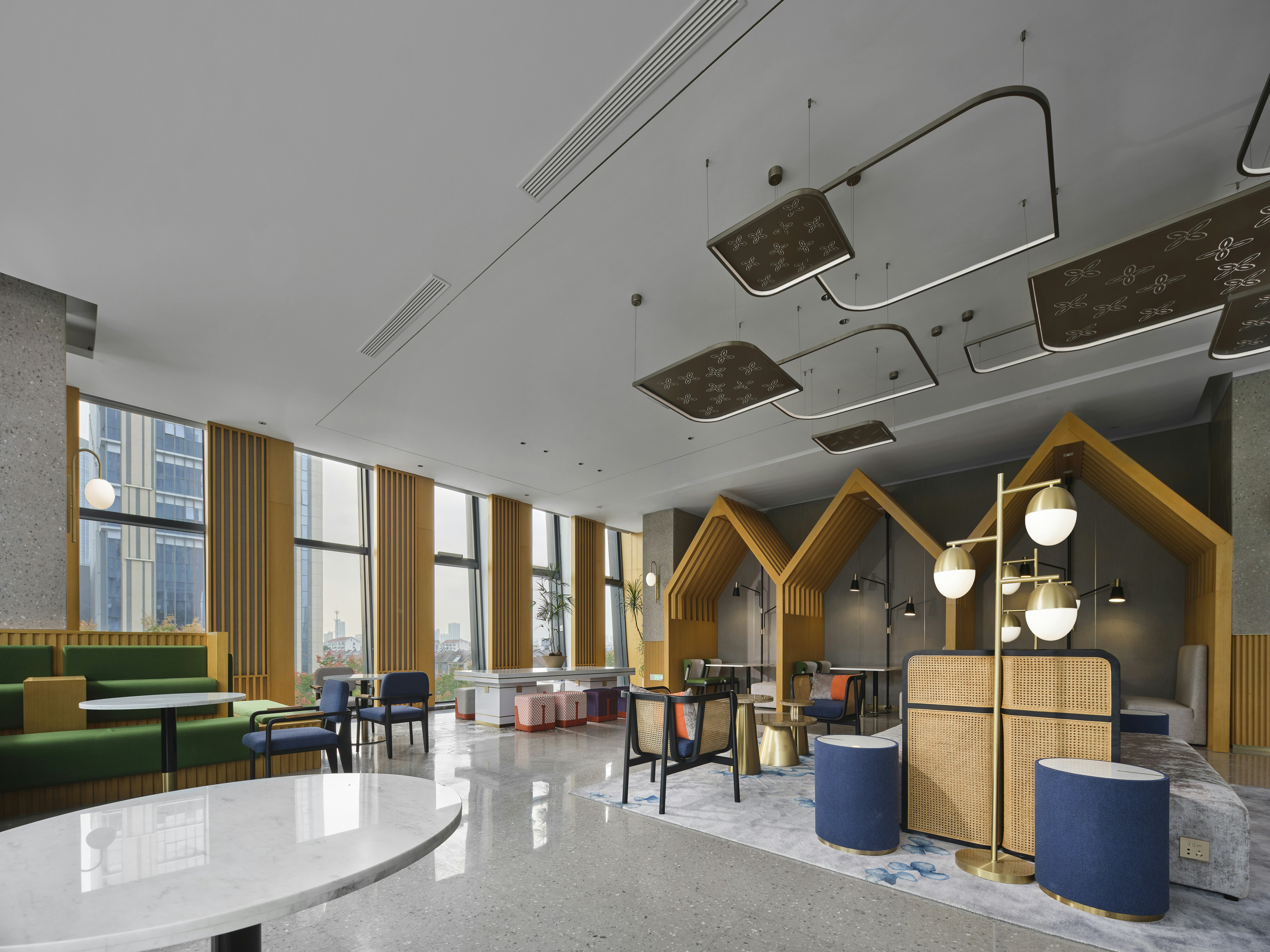 Hilton Garden Inn Huzhou Anji Phoenix Mountain 35/39
