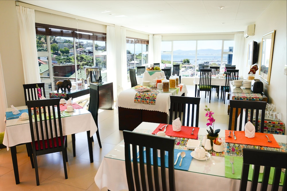 Signal Hill Lodge 46/65
