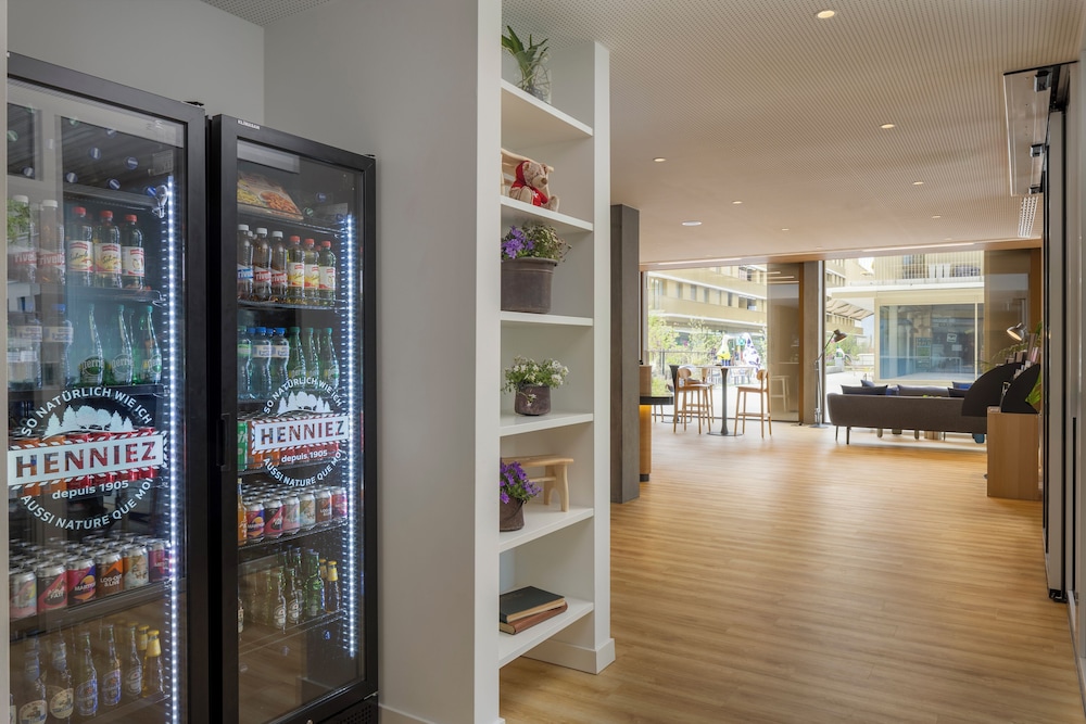 Holiday Inn Express and Suites Sion By IHG 35/50