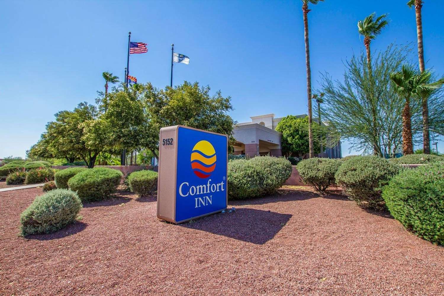 Comfort Inn I-10 West at 51st Ave 36/39