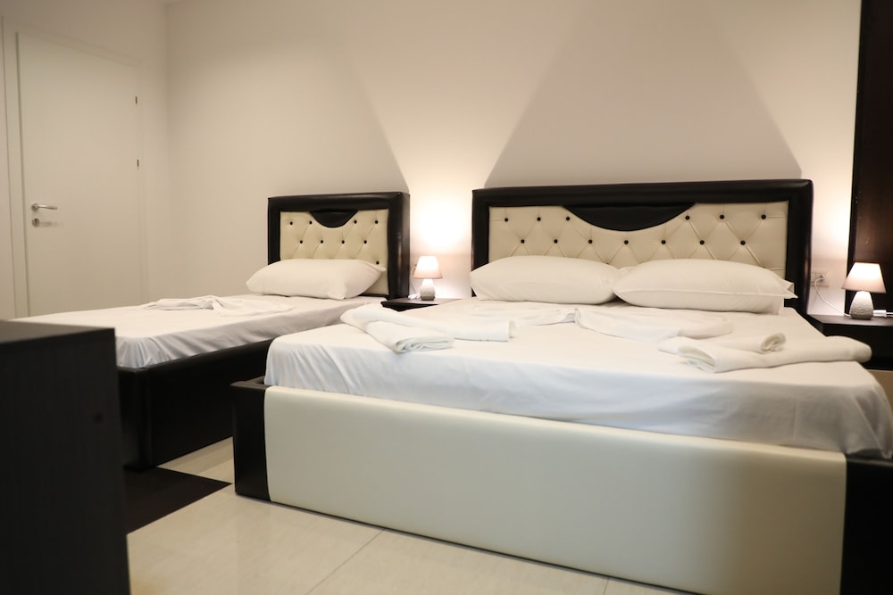 Hotel Aglon 13/50