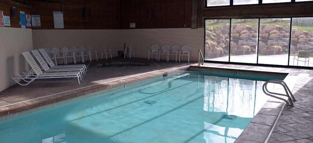 Daniels Summit Lodge 20/50