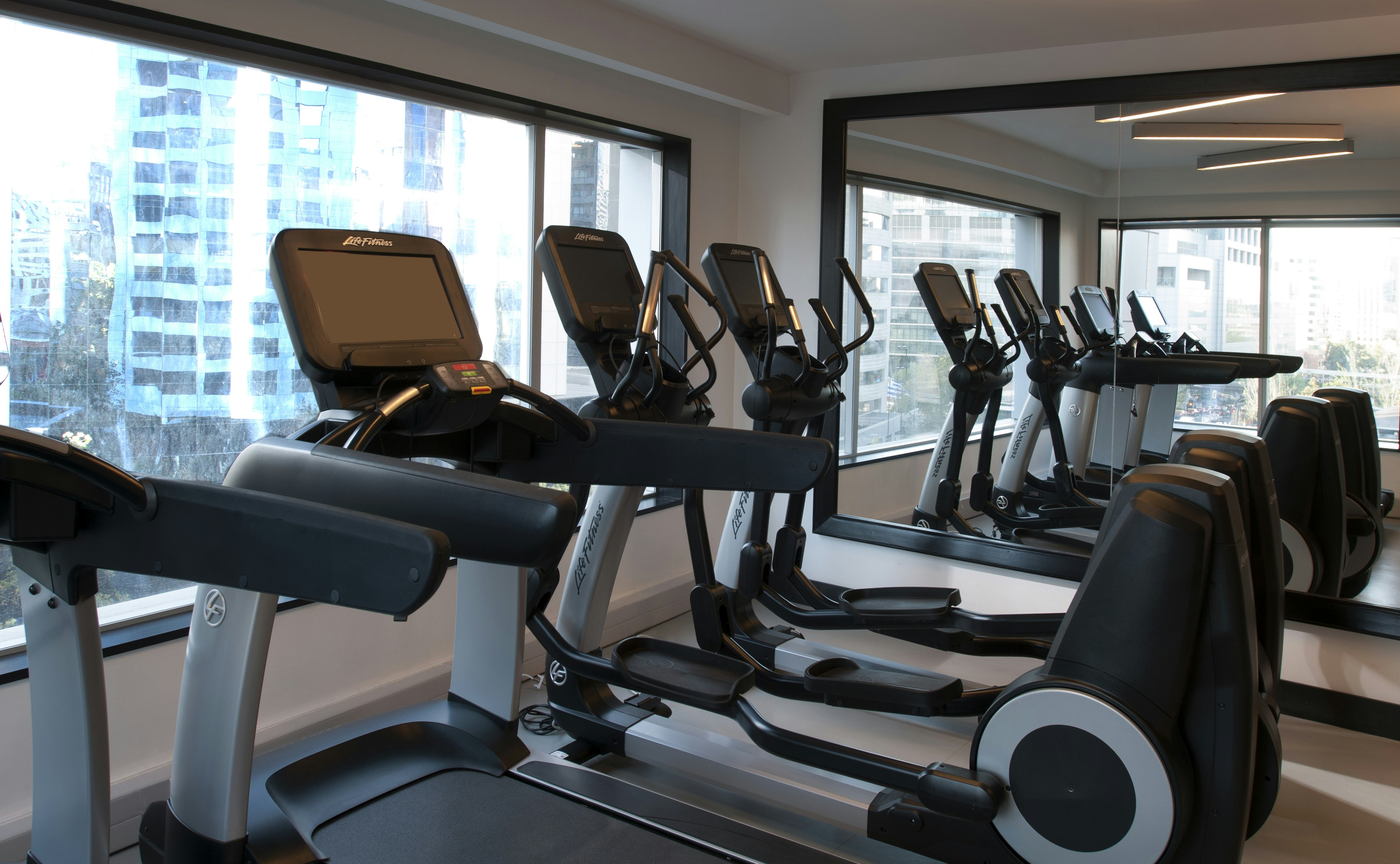 DoubleTree by Hilton Hotel Santiago Vitacura 32/65