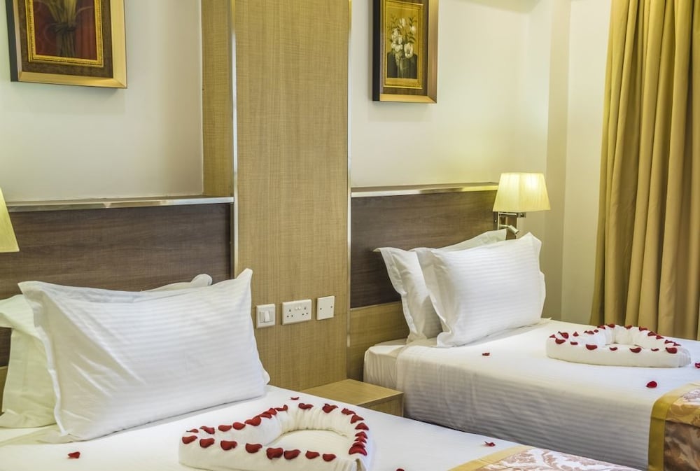 غرفة بسريرين منفصلين، The Ole-Ken Hotel 2/4
