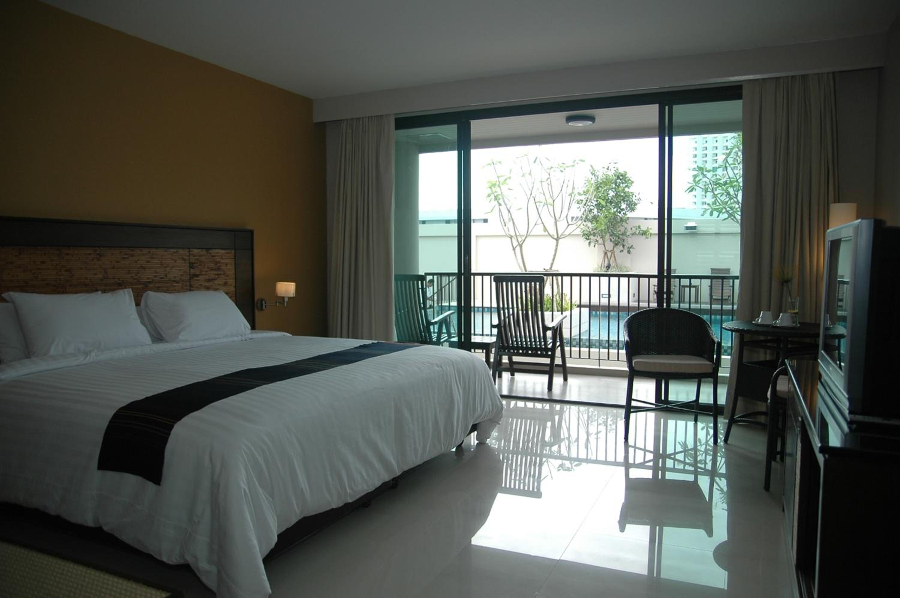 Tara, Deluxe, Double Bed, Tara Mantra Cha-Am Resort 2/7