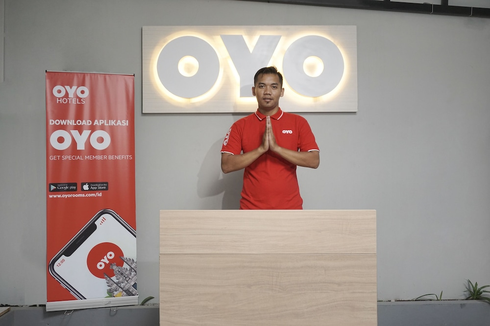 OYO 90033 DeHome Family 3/31