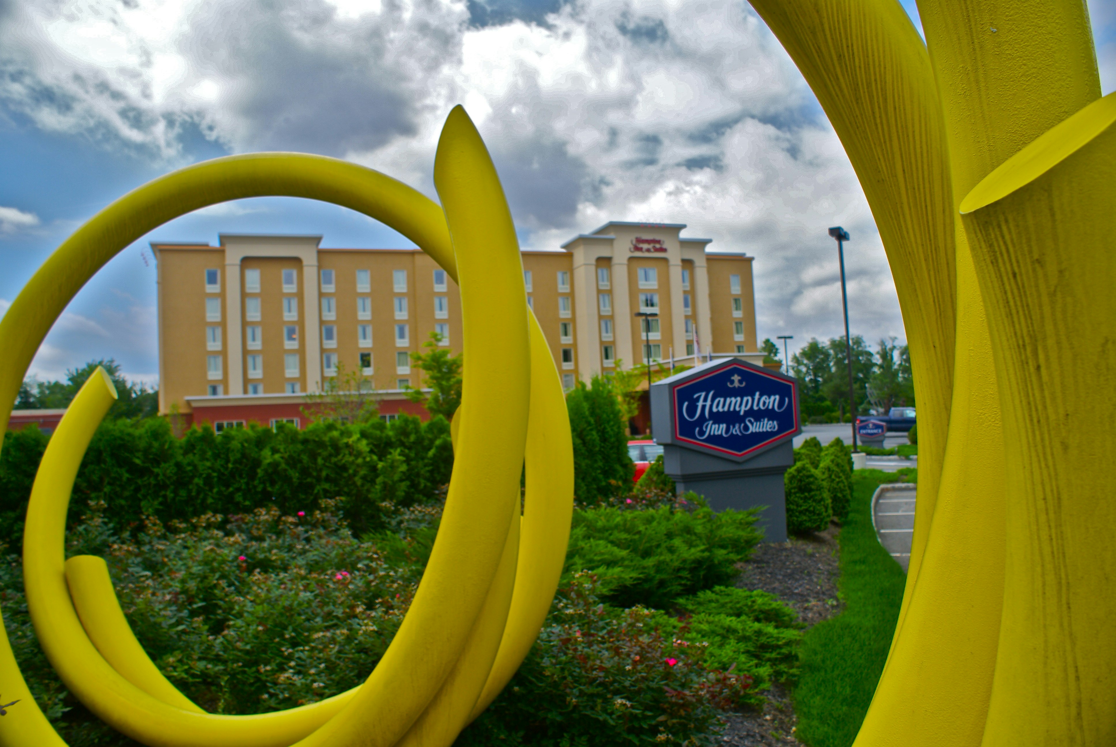 Hampton Inn And Suites Staten Island 41/41