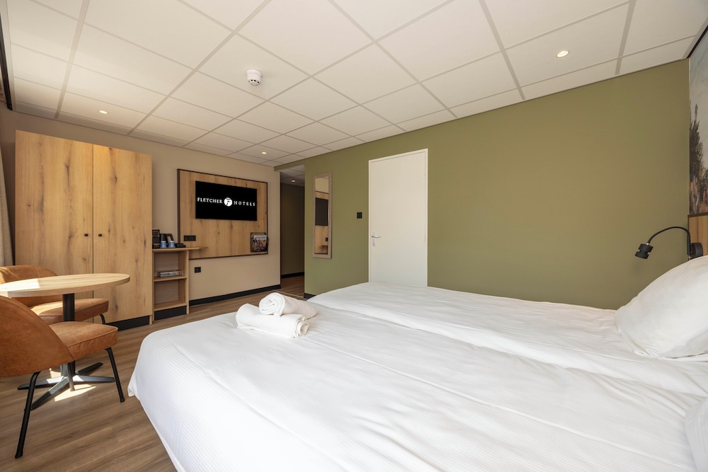 STANDARD, DOUBLE BED
