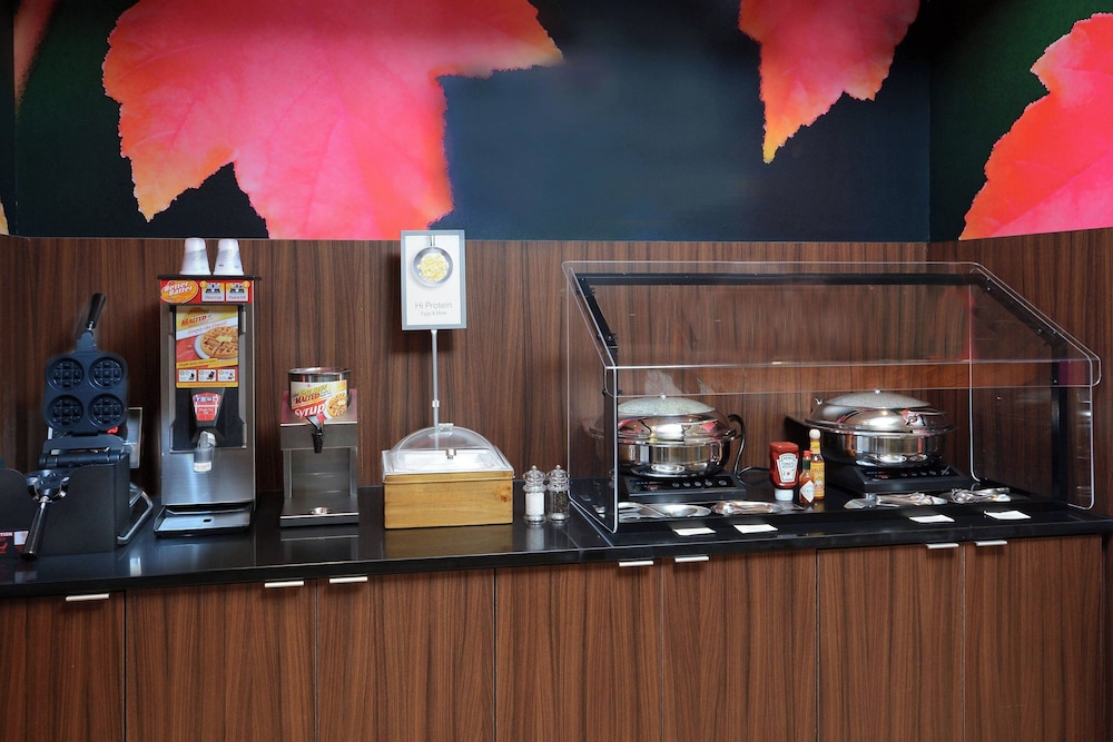 Fairfield Inn & Suites By Marriott Raleigh Capital Blvd./I-540 20/49