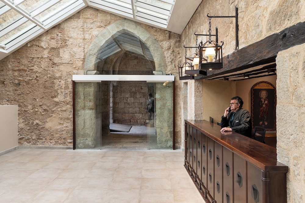 Parador De Ciudad Rodrigo 3/50