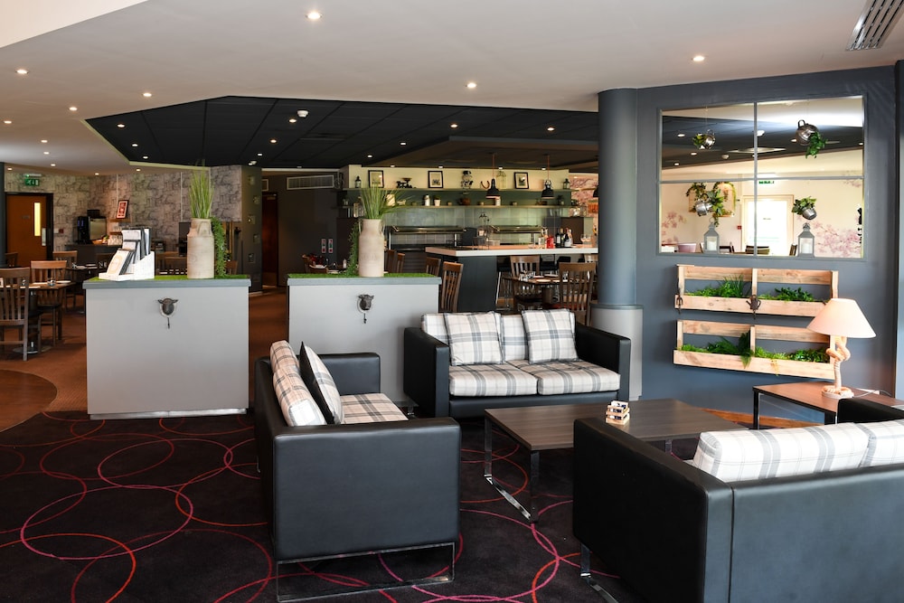 NOVOTEL MILTON KEYNES 43/74