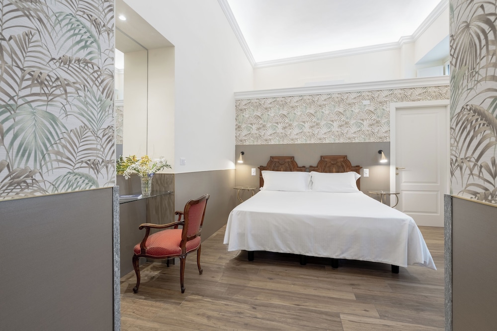 Hotel Roma E Rocca Cavour 29/82