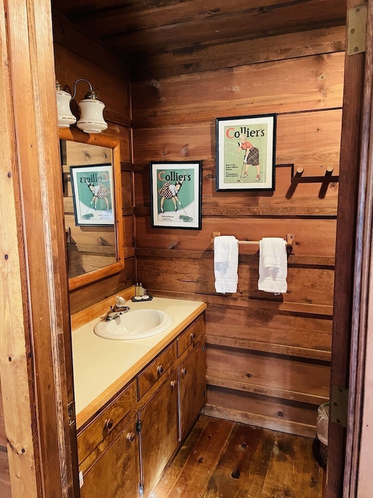 Drummond Island Resort 7/45