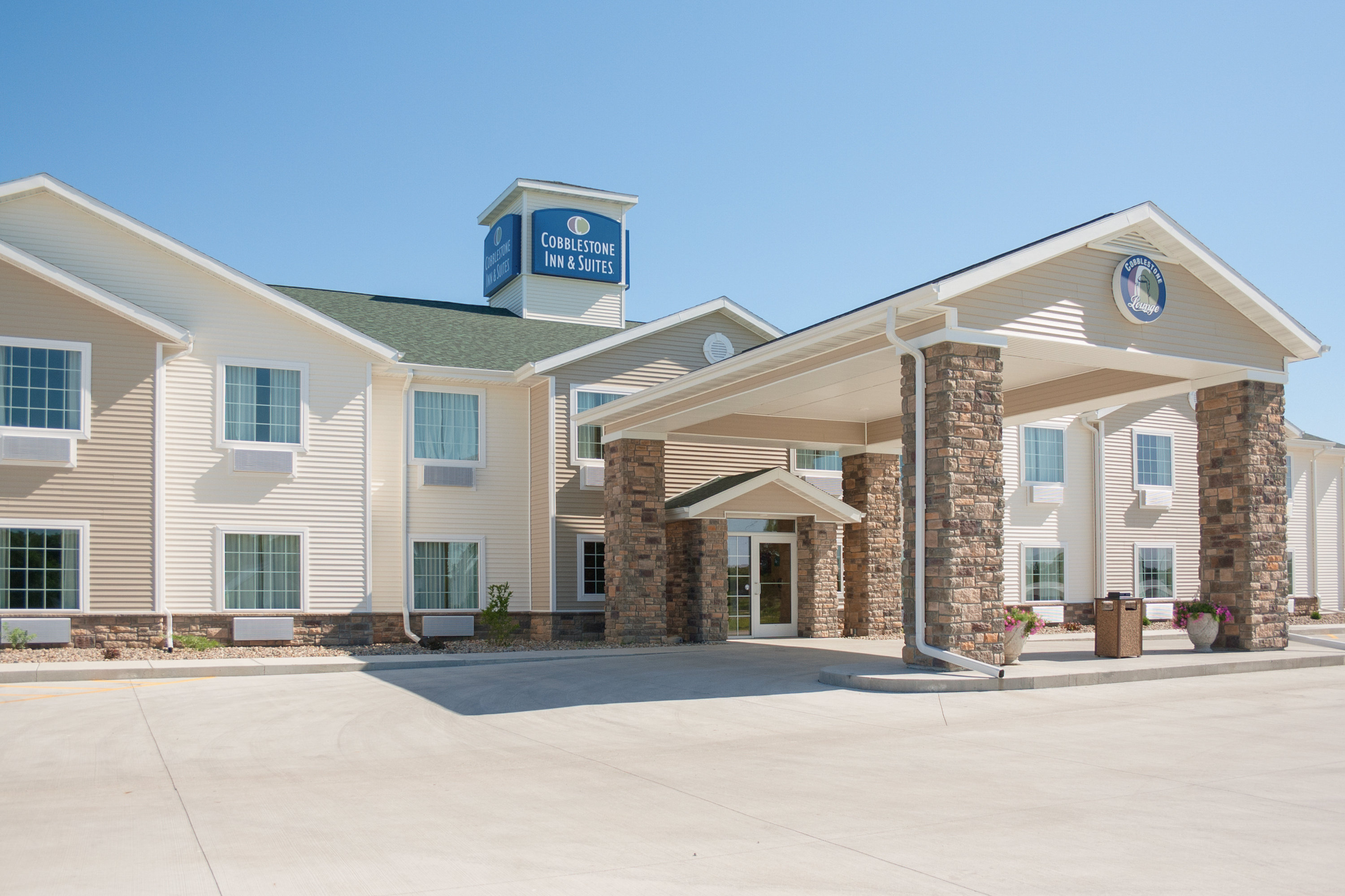 Cobblestone Inn and Suites Winterset 2/27