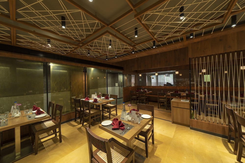 Icon Boutique Hotel by Bhagini 20/33