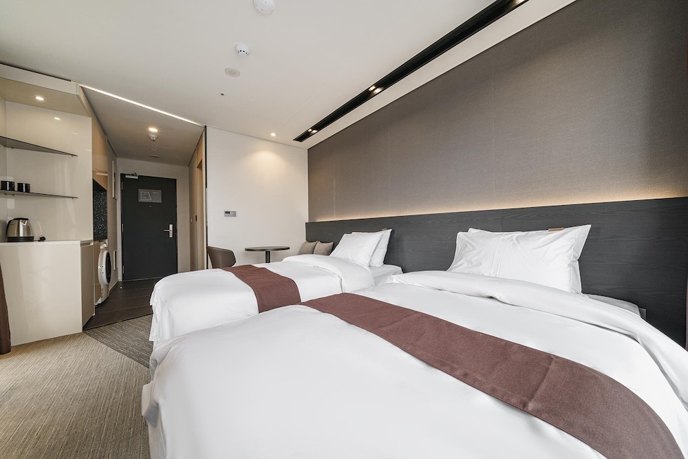Gloucester Hotel Kintex 14/61
