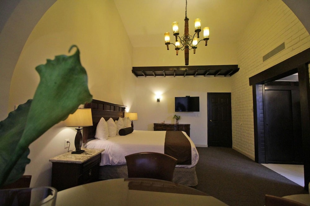 Hotel Del Rio 44/62