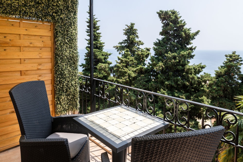 Villa Azur 30/50