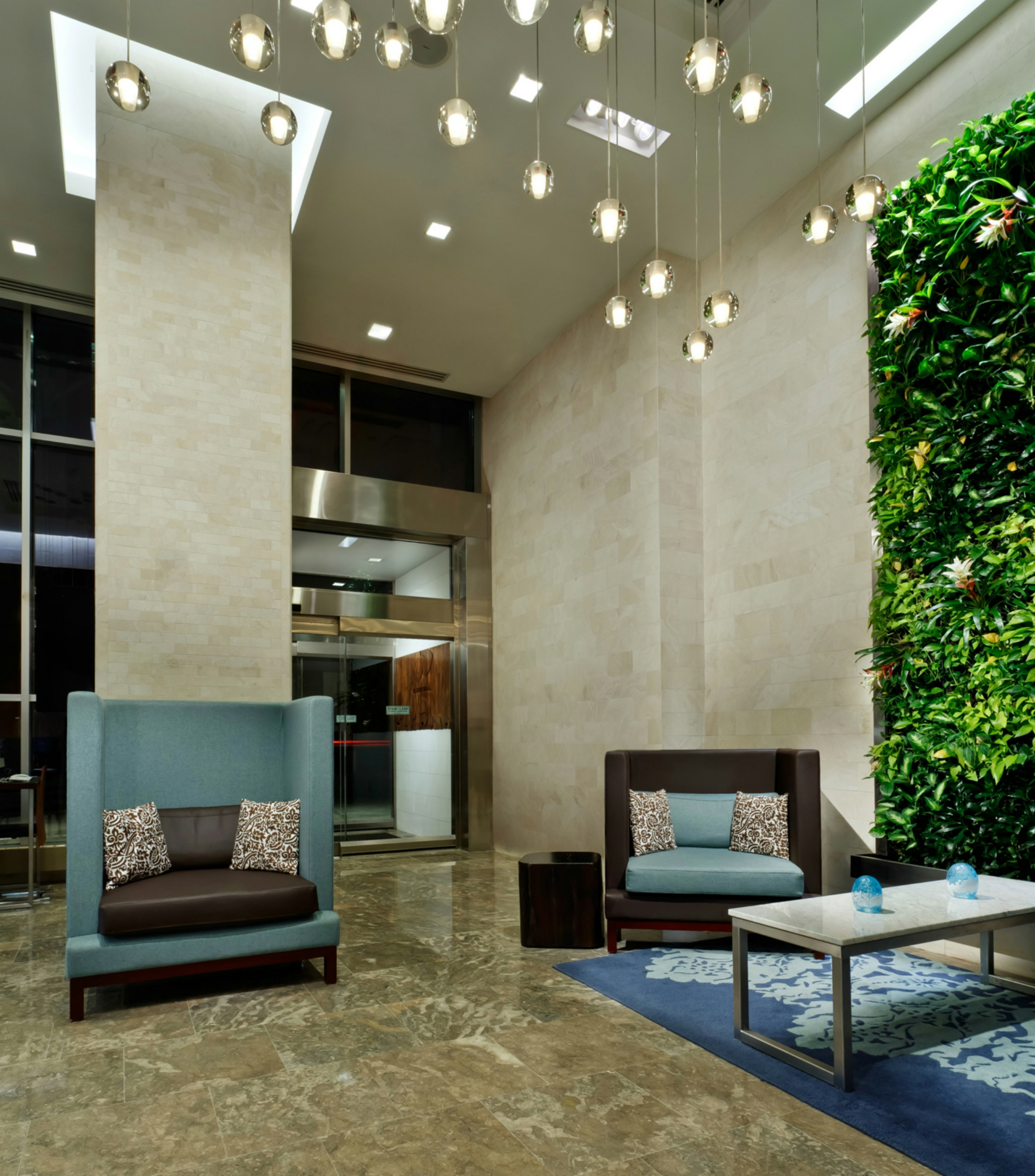 Distrikt Hotel New York City Tapestry Collection by Hilton 19/31