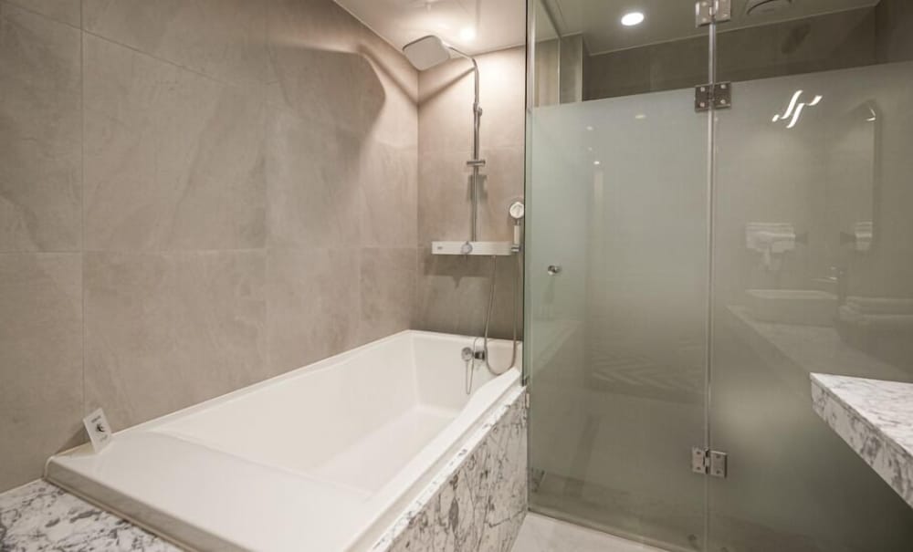 Hotel 99 Prestige 44/68